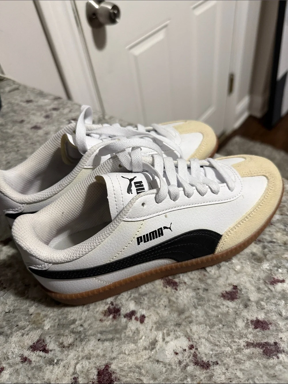 Puma White Black Gum-Trim Low-Top Sneakers